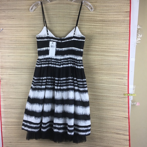 NWT BCBG Max Azria Black & White Striped Dress - Picture 4 of 8